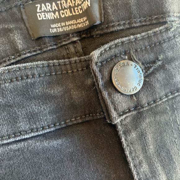 Zara Black High Rise Skinny Jeans with Red/White Side Stripe | Size 6 - Picture 5 of 5